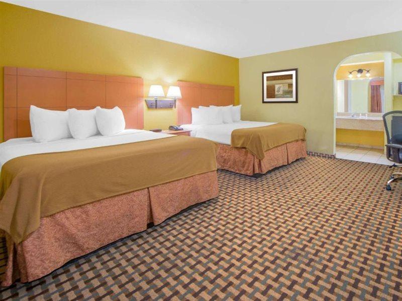 Days Inn By Wyndham Lubbock South Εξωτερικό φωτογραφία