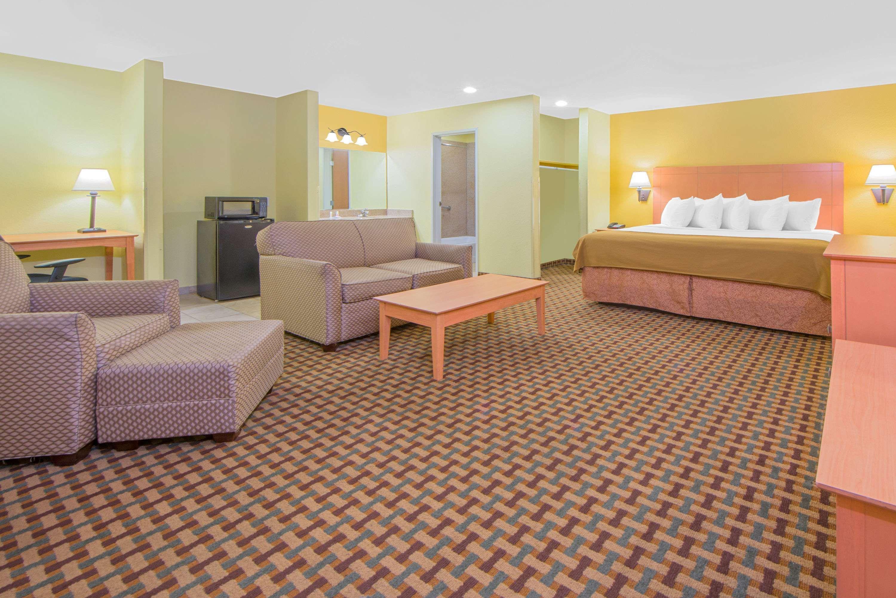 Days Inn By Wyndham Lubbock South Εξωτερικό φωτογραφία